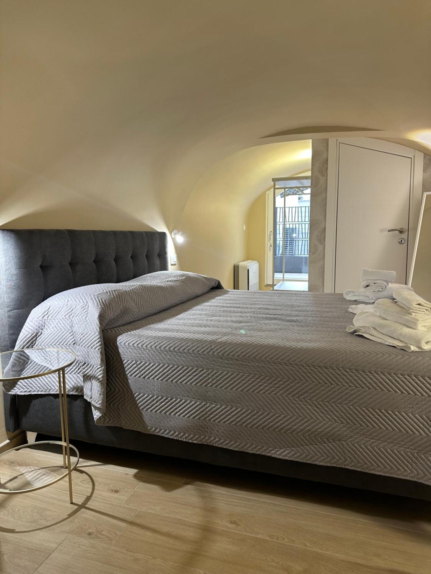 Beata Elia Loft Apartment Bari Exterior photo